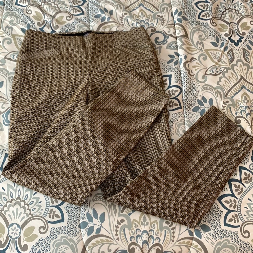 Van Husen black and gold crop pants